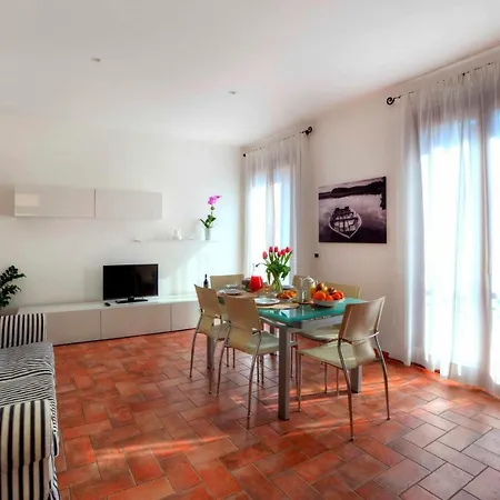 Casa Il Glicine A Due Passi Dal Centro Apartment Siena